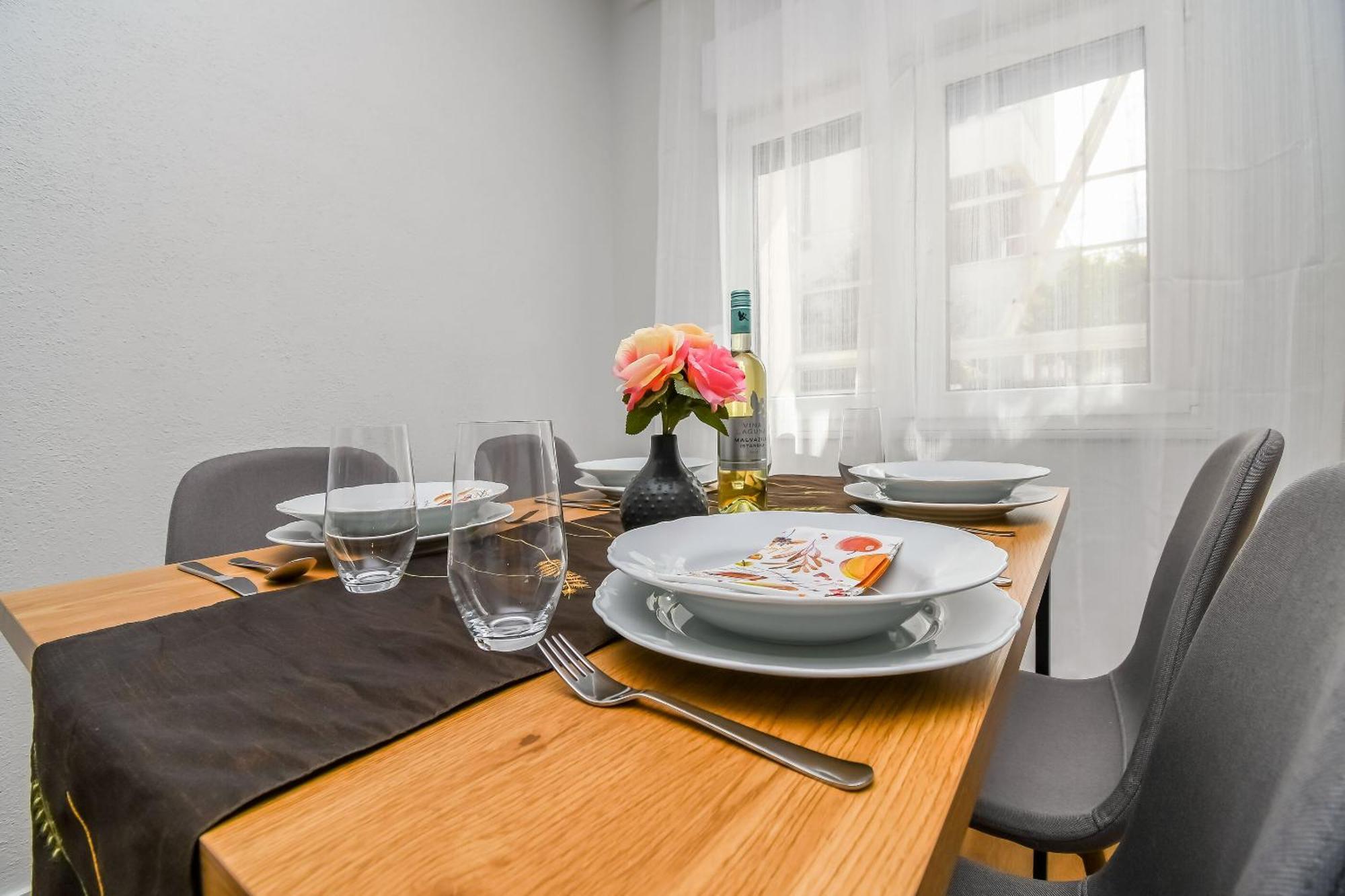 Apartments Neli Trogir Exterior photo