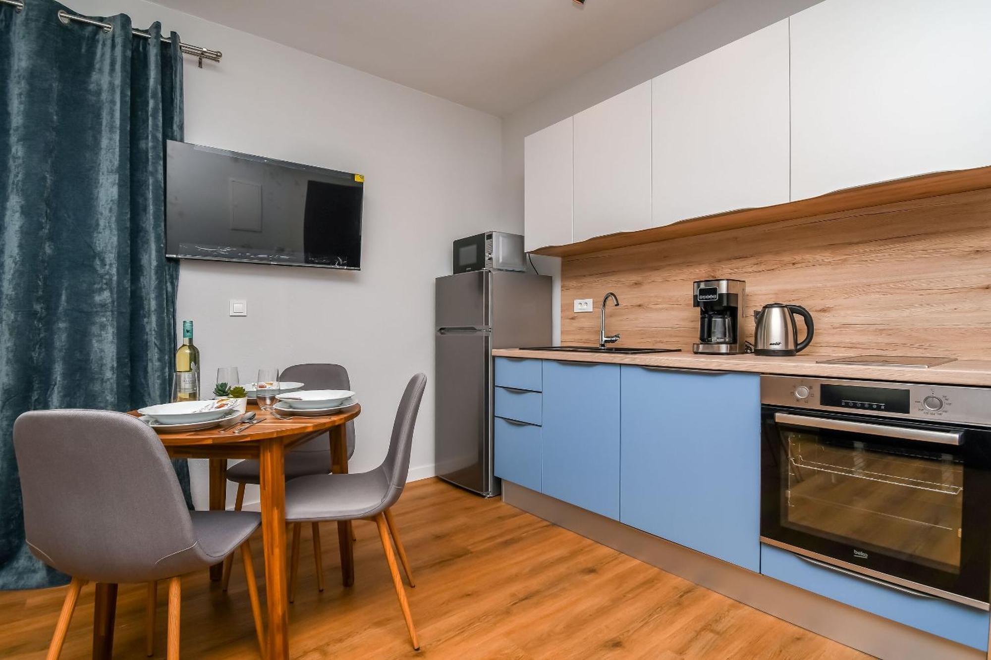 Apartments Neli Trogir Exterior photo